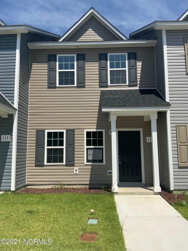 Primary Photo - 119 Virginias Landing Ct