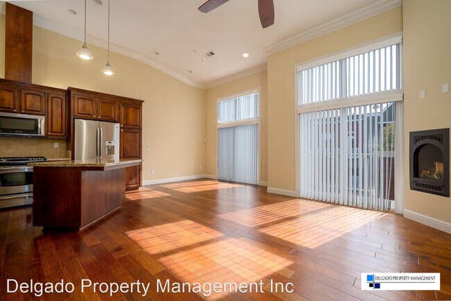 Foto del edificio - 3 br, 2 bath House - 217 First Street