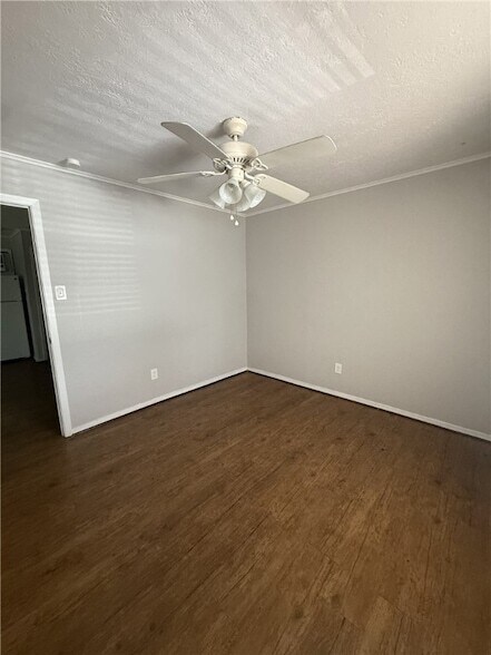 Foto del edificio - 1014 E 23rd St