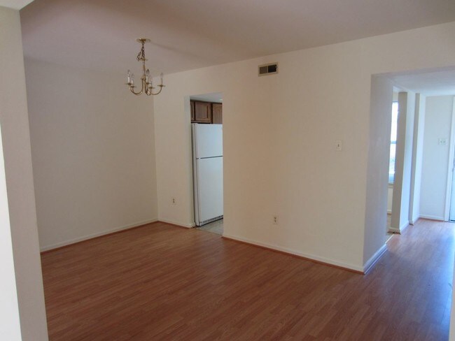 Building Photo - 1663 Independence Ct