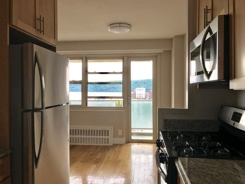 Building Photo - 45 S Broadway