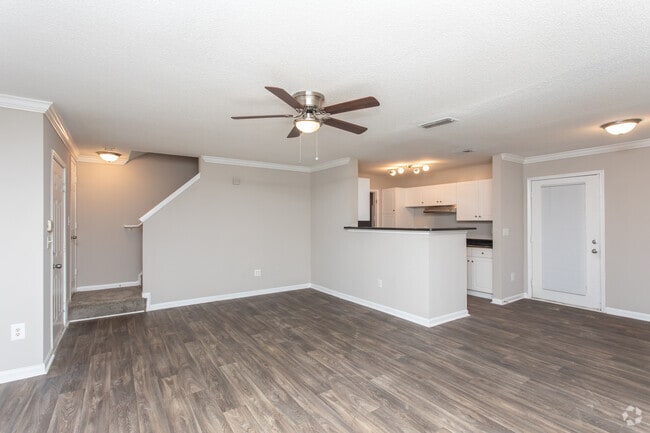 3BR, 2BA - 1502SF - Alexander Crossing Apartments & Townhomes