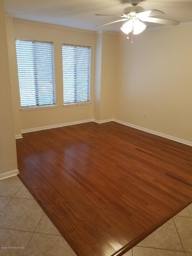 Building Photo - 3550 Sable Palm Ln