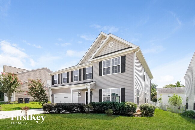 Foto del edificio - 475 Summergate Dr