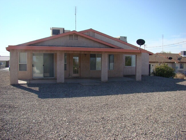 Foto del edificio - PENDING APPROVED APPLICATION!!!-No longer ...
