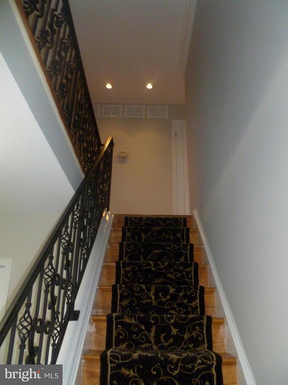 Foto del edificio - 7115 Warbler Ln