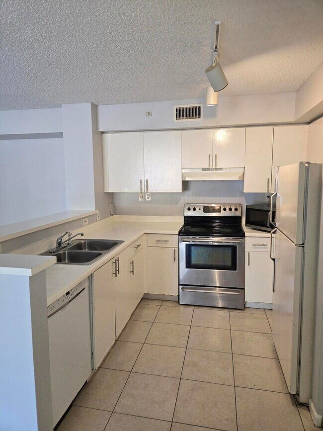 Foto del edificio - 7832 Sonoma Springs Cir