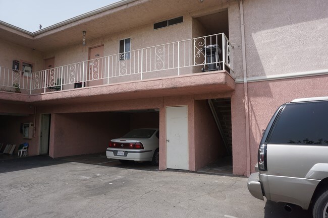 Foto del edificio - 20463 Vanowen St