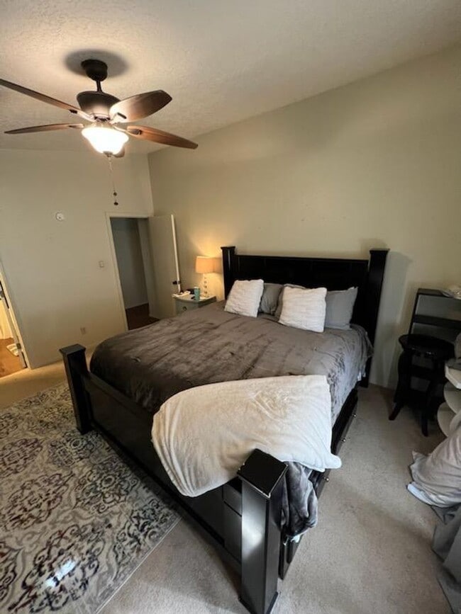 Building Photo - Three bedroom, two bath, single story home