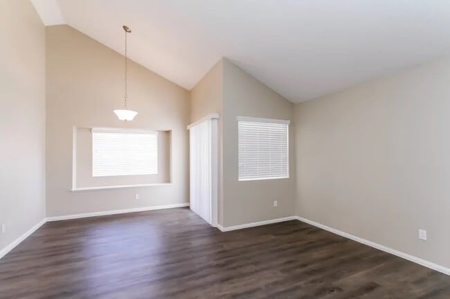 Foto del edificio - 35673 Ginger Tree Dr