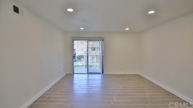 Foto del edificio - 4201 W 5th St