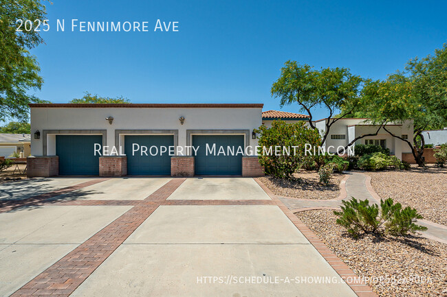 Building Photo - 2025 N Fennimore Ave