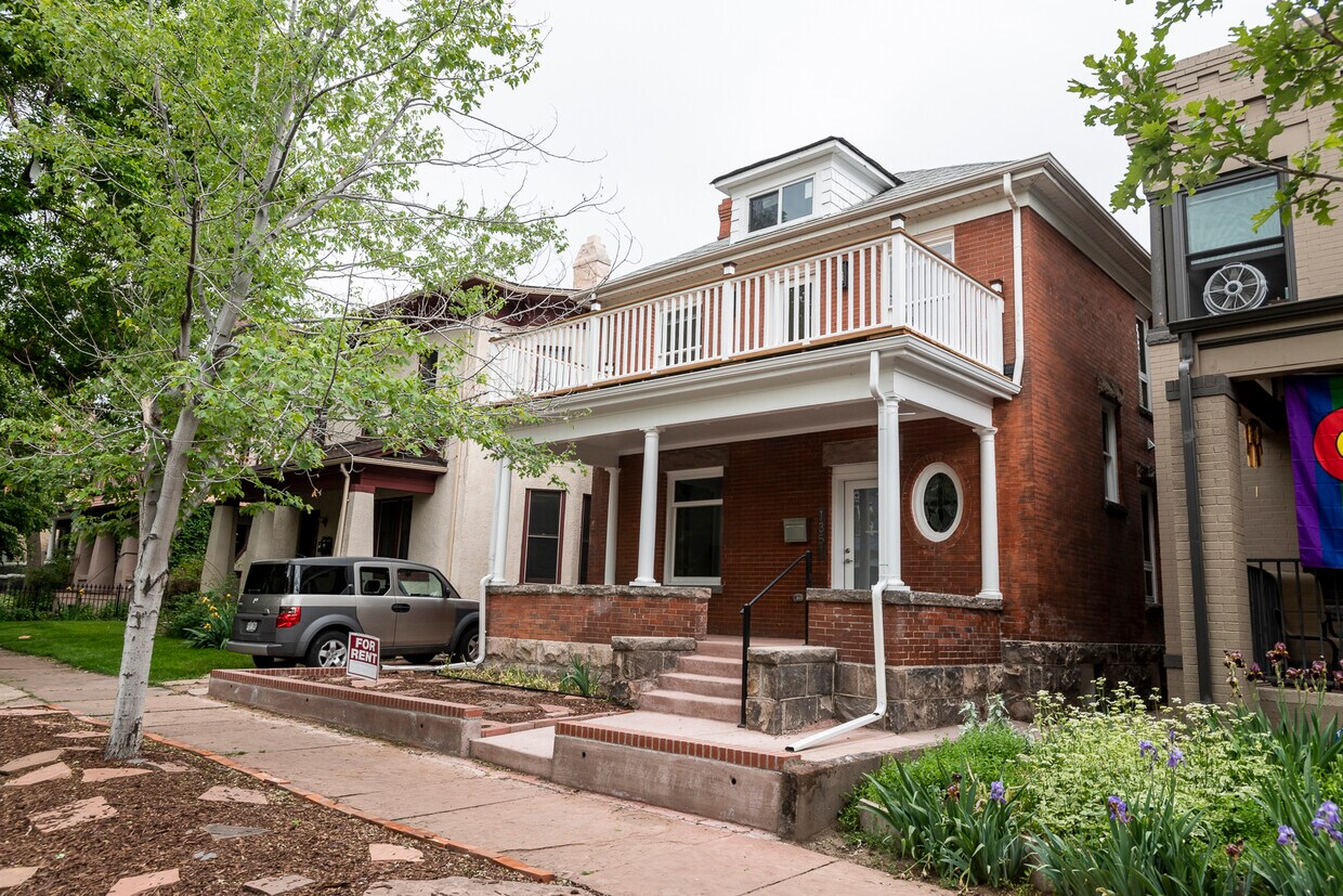 Foto principal - 1351 N Marion St