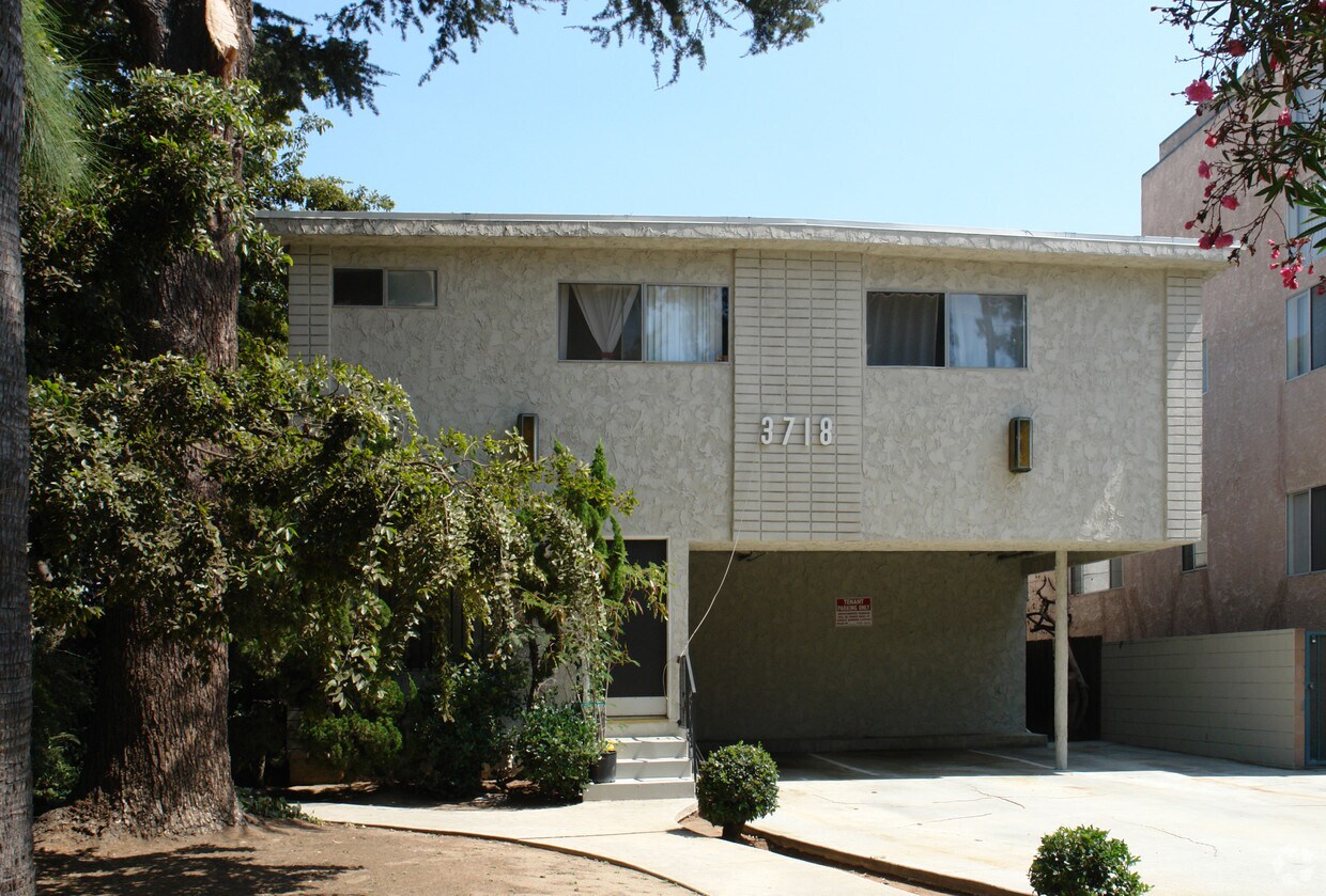 Building Photo - 3718 S Canfield Ave