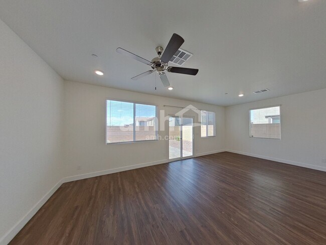 Building Photo - 96 Cabaletta Ln