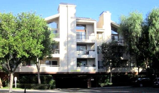 Foto del edificio - 5540 Owensmouth Ave