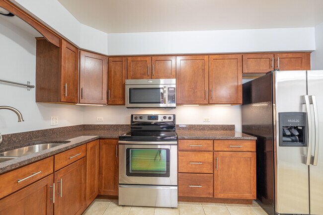 Foto del edificio - 4900 Forest Ave