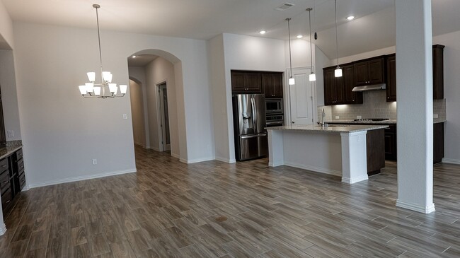 Foto del edificio - Clean Paloma Lake Rental in Round Rock, TX