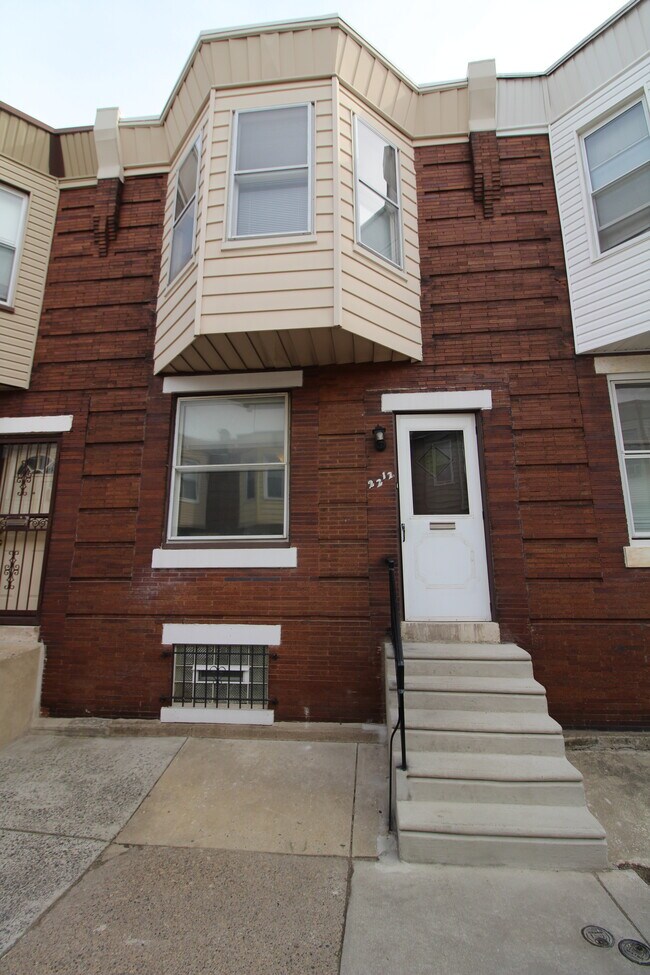 Foto del edificio - 2212 Yelland St