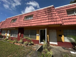 Building Photo - 5311 NW 27th St