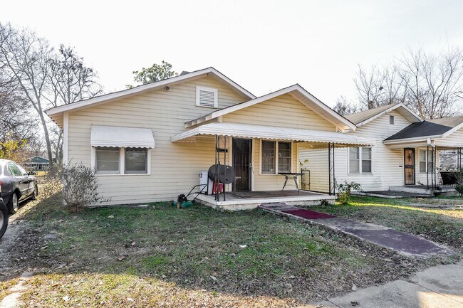 Building Photo - 1825 18th St Ensley