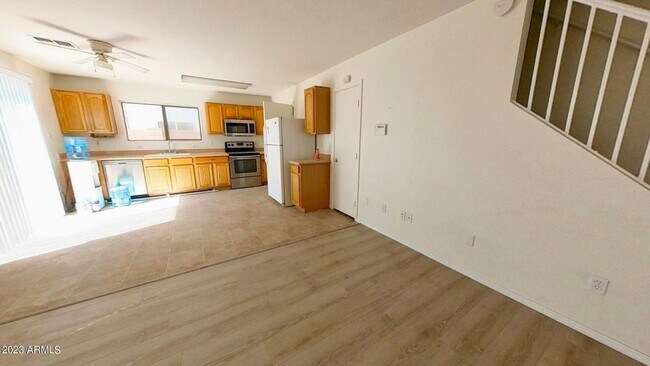 Foto del edificio - 2277 E Palm Beach Dr