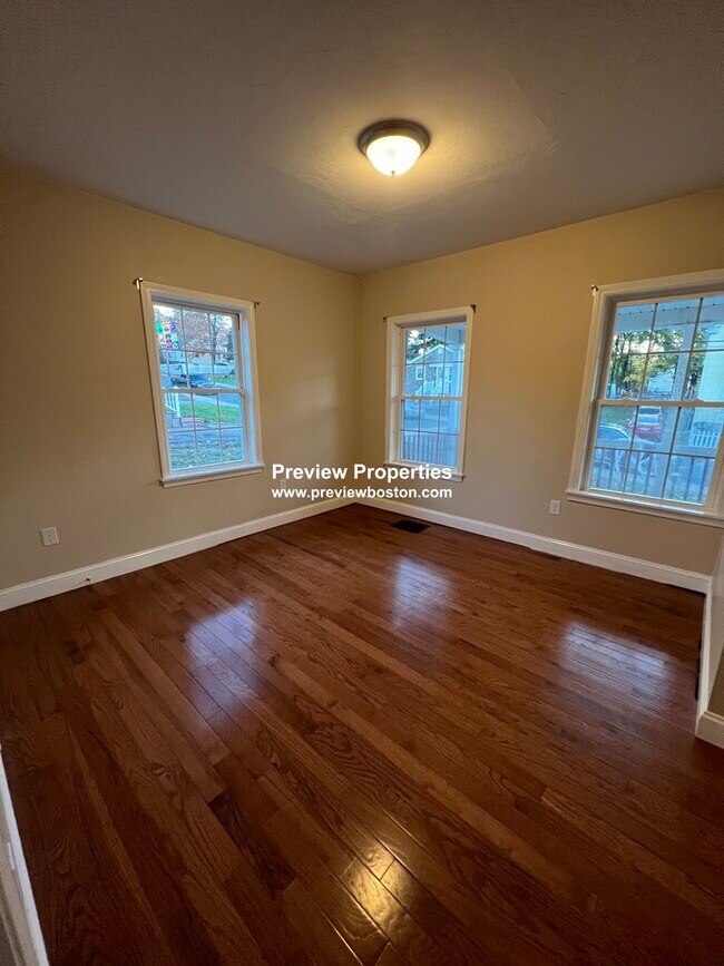 Building Photo - 66 Neponset Ave