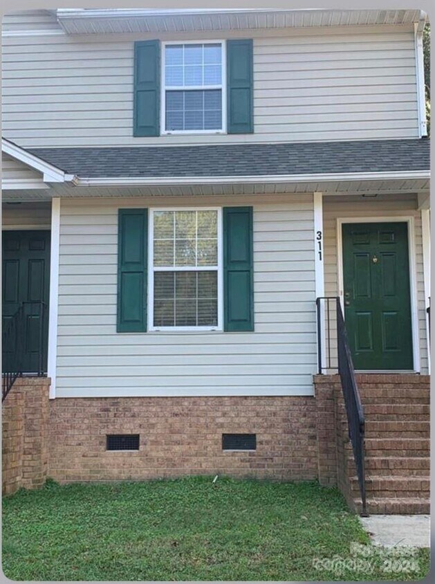 Primary Photo - 311 Culp St