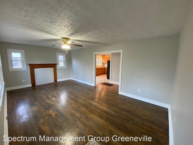 Building Photo - 3 br, 1 bath House - 286 Bailey St.