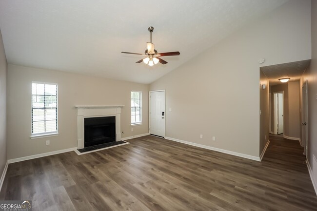 Building Photo - 505 Brookfield Way