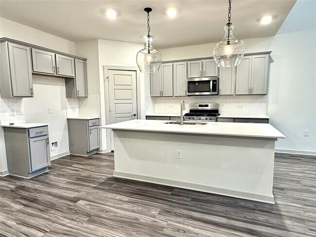 Foto del edificio - 13916 Lubeck Dr