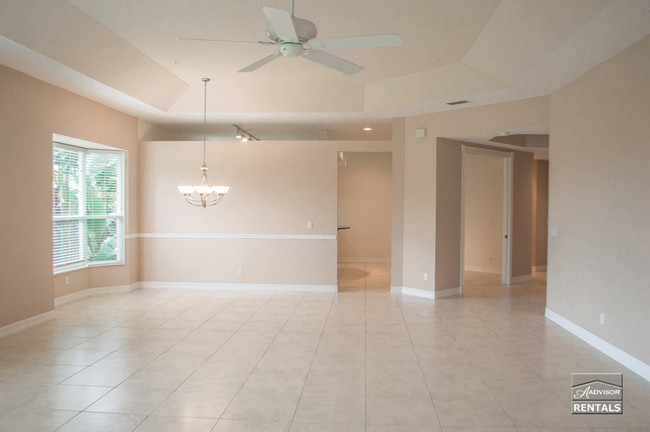 Building Photo - 1840 Les Chateaux Blvd