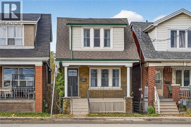 Building Photo - 441 Ottawa St N