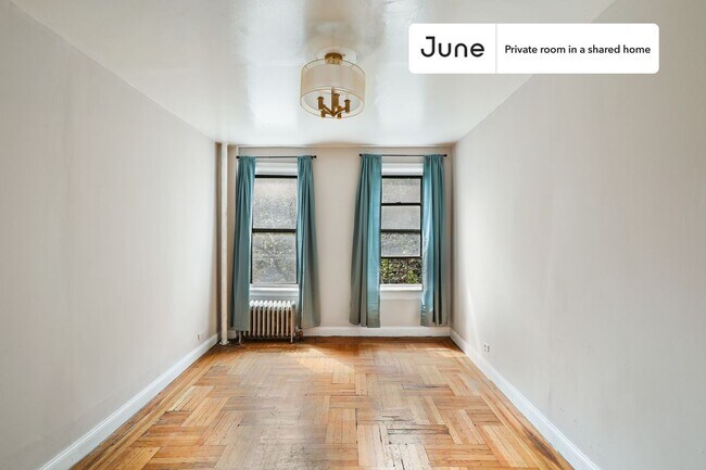 Foto del edificio - Room in Shared 4 bed/1 bath home