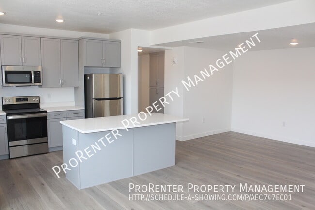 Building Photo - Brand New 2 Bed, 2 Bath Condo