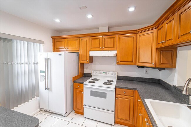 Foto del edificio - 12023 SW 110th St Cir E