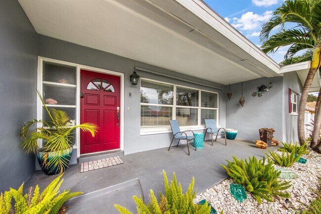 Building Photo - 3173 Fountainhead Dr