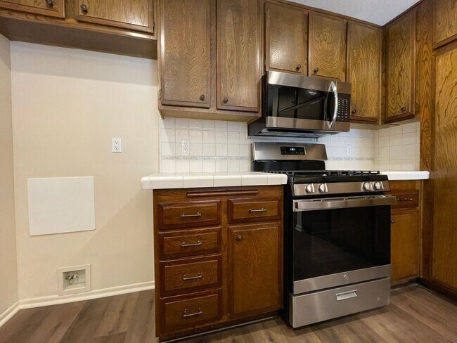 Foto del edificio - 1287 Tarryglen Ln