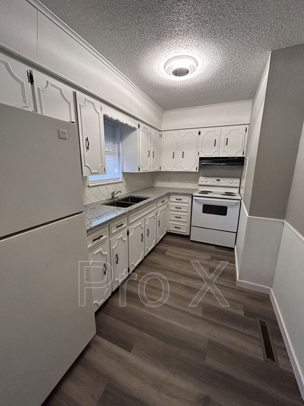 Building Photo - 907 N Rouse St