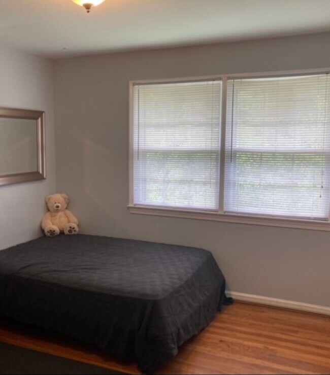 Foto del edificio - 5310 Danbury Rd