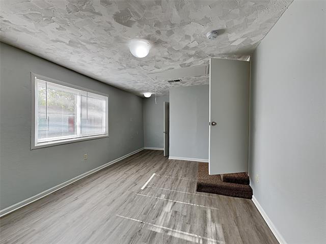 Building Photo - 1405 Granbury St