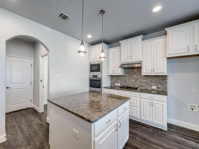 Building Photo - 2523 Linwood Dr