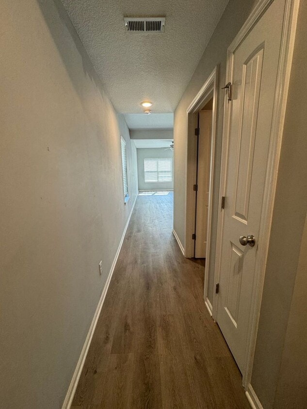 Primary Photo - Beautiful 2/2.5 Duplex in Blue Springs!