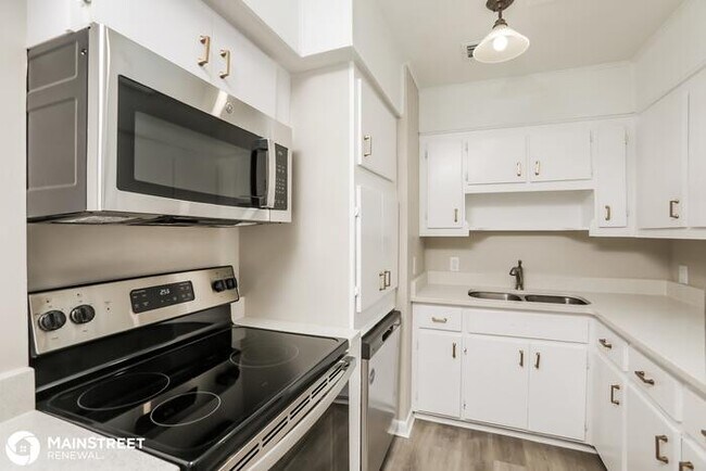 Foto del edificio - 1760 W Lake Brantley Rd