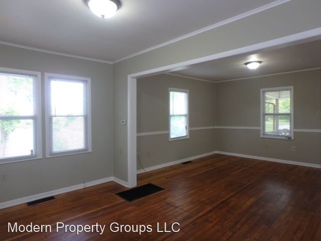 Foto del edificio - 2 br, 1 bath House - 111 E. Forest Ave