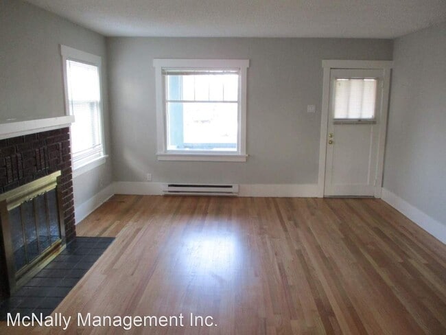 Building Photo - 3 br, 1 bath House - 116 South 46th Street
