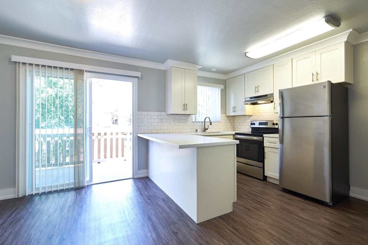 Foto principal - 146 Miles Ln