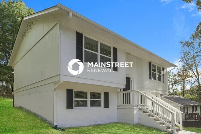 Building Photo - 4 Bedroom Pet-Friendly Home in GASTONIA, N...