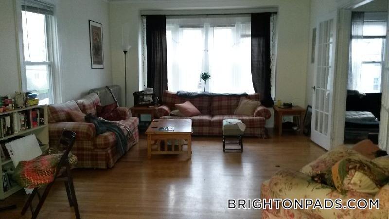 Primary Photo - 13 Sparhawk St