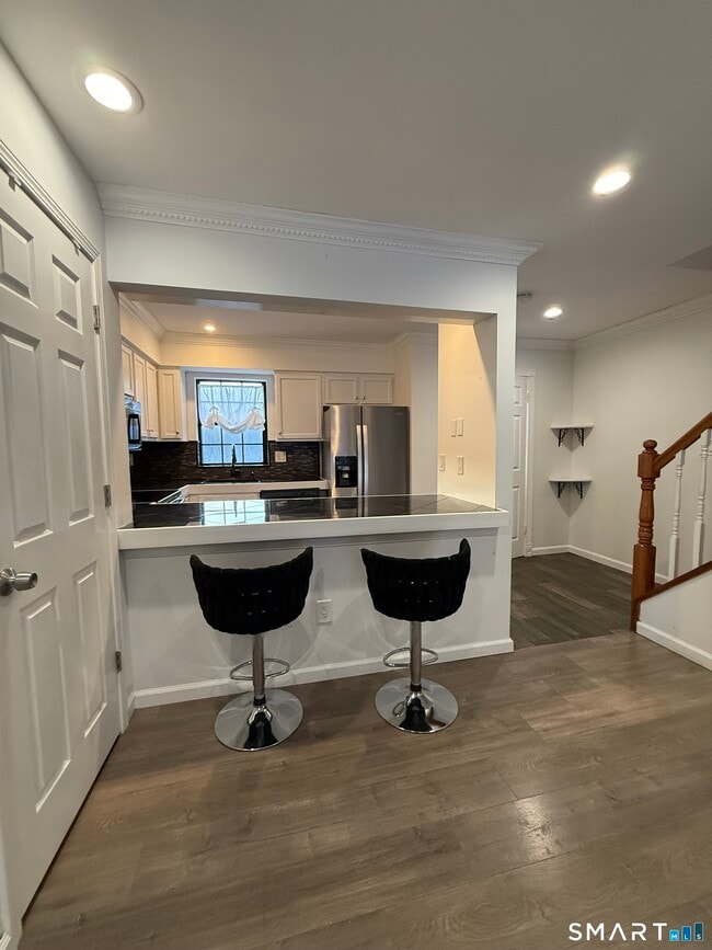 Building Photo - 111 Aspetuck Vlg